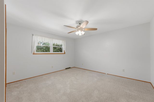 411 N Armour Ave, Wichita, KS 67206