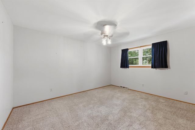 411 N Armour Ave, Wichita, KS 67206