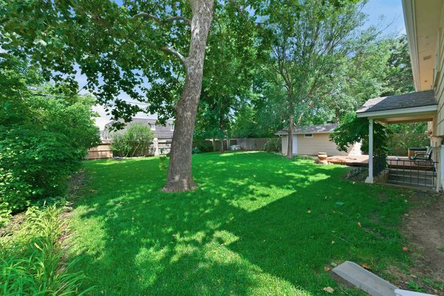 411 N Armour Ave, Wichita, KS 67206
