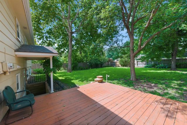 411 N Armour Ave, Wichita, KS 67206