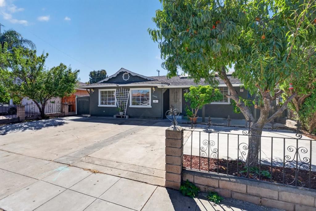Image 4 of property listing at 2446 Van Winkle Lane, San Jose, CA 95116