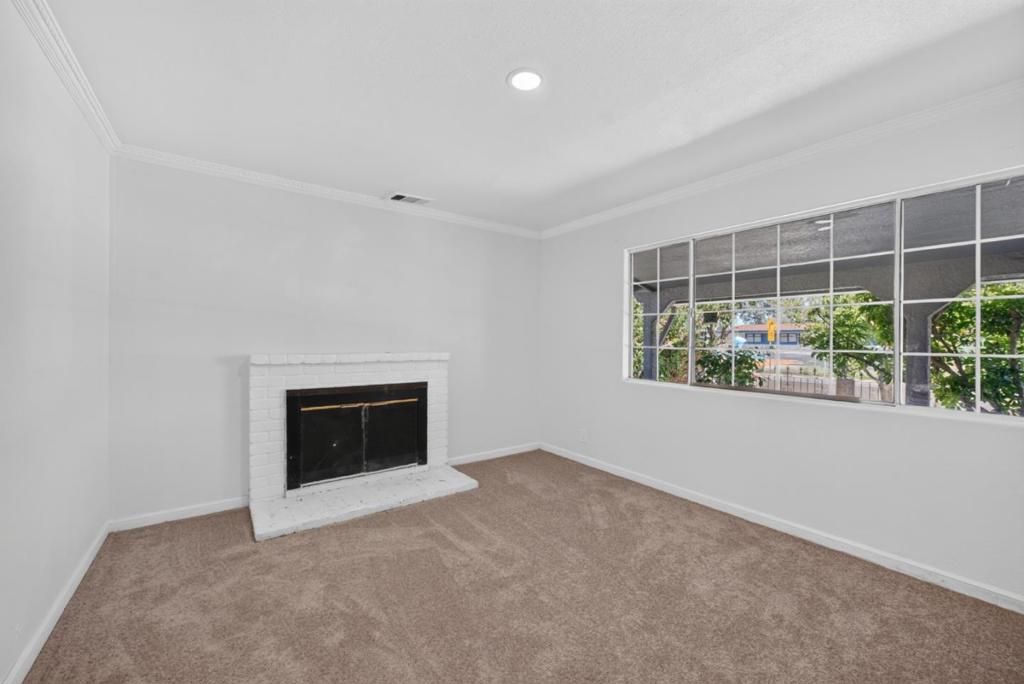 Image 9 of property listing at 2446 Van Winkle Lane, San Jose, CA 95116