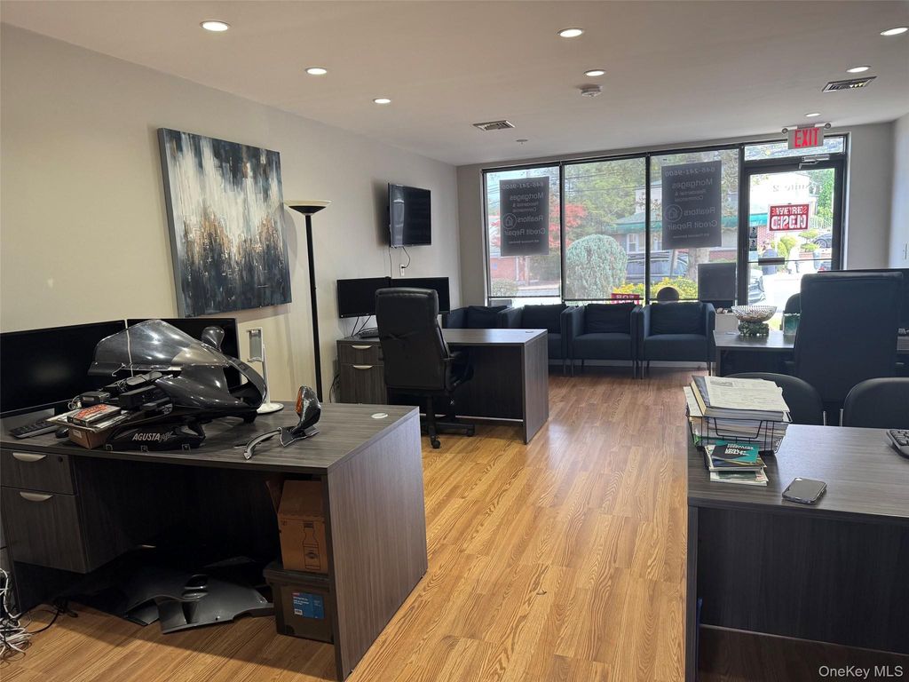 622 Yonkers Avenue 3, Yonkers, NY 10704 — photo 5