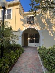 1746 NW 124th Way, Pembroke Pines, FL 33028