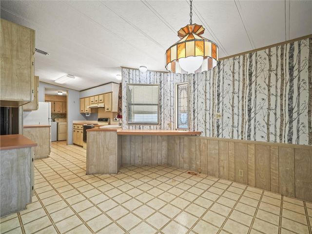 134 LAKE HAZEL DRIVE, Winter Haven, FL 33884