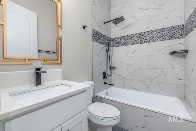 5990 W View Drive, Meridian, ID 83642