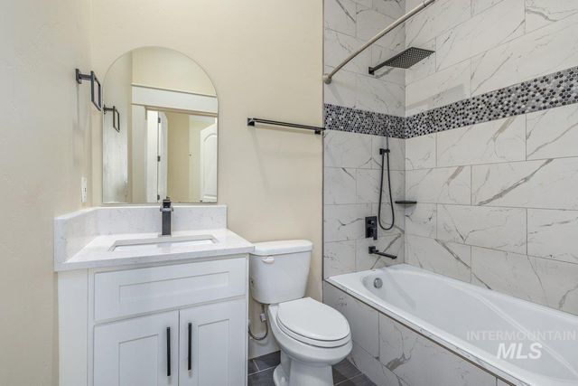 5990 W View Drive, Meridian, ID 83642