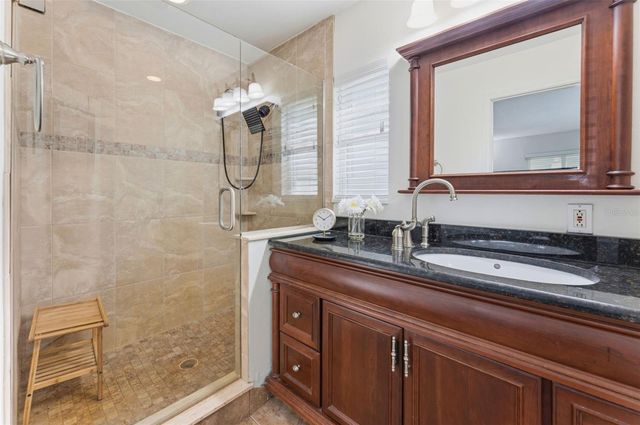 910 LINWOOD TERRACE, Lutz, FL 33549