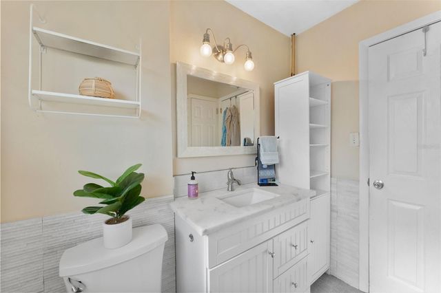 910 LINWOOD TERRACE, Lutz, FL 33549