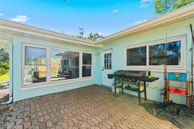 910 LINWOOD TERRACE, Lutz, FL 33549