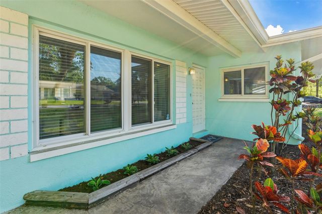 910 LINWOOD TERRACE, Lutz, FL 33549