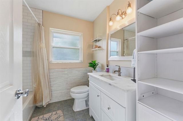 910 LINWOOD TERRACE, Lutz, FL 33549