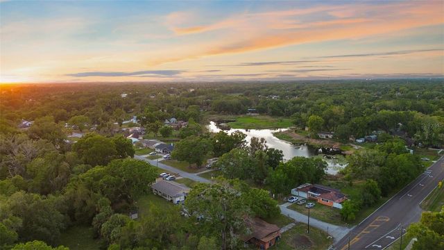 910 LINWOOD TERRACE, Lutz, FL 33549