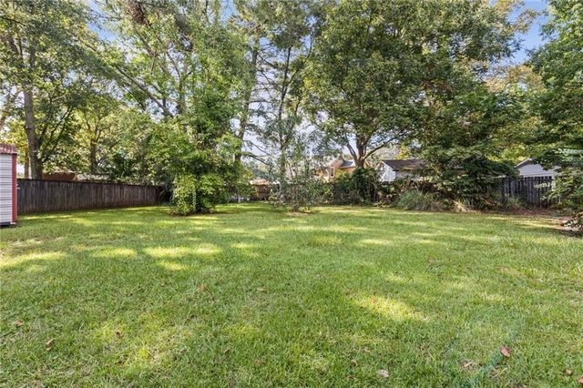 2270 Christopher Drive E, Mobile, AL 36609