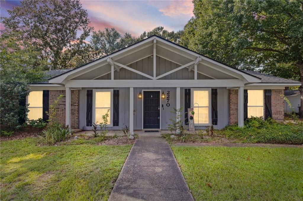 2270 Christopher Drive E, Mobile, AL 36609 — photo 2