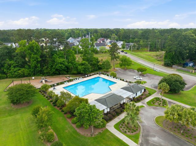 4003 Key Thatch Court, North Charleston, SC 29420