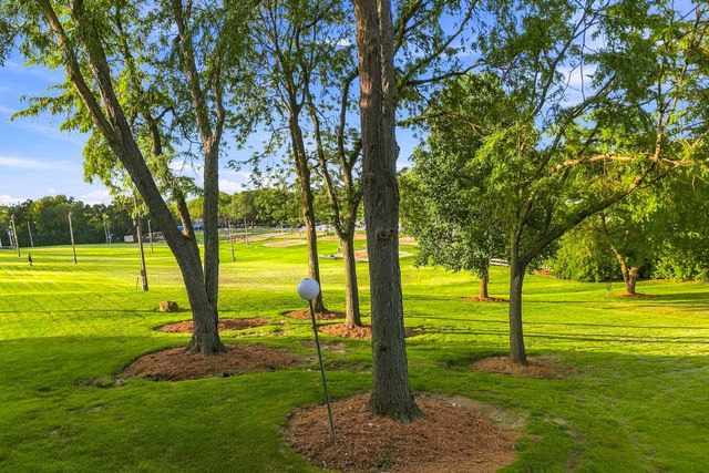 5803 Oakwood Drive 2D, Lisle, IL 60532