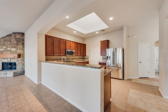 450 Bristol Street, Roanoke, TX 76262