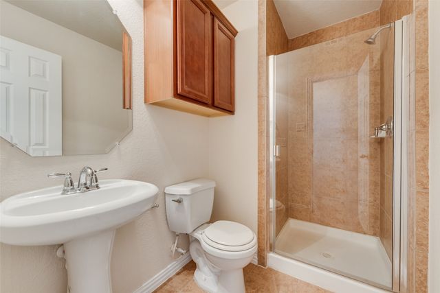 450 Bristol Street, Roanoke, TX 76262