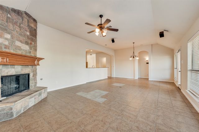 450 Bristol Street, Roanoke, TX 76262