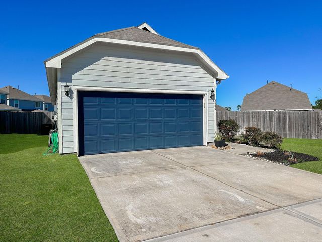 2506 Moapa Drive, Conroe, TX 77384