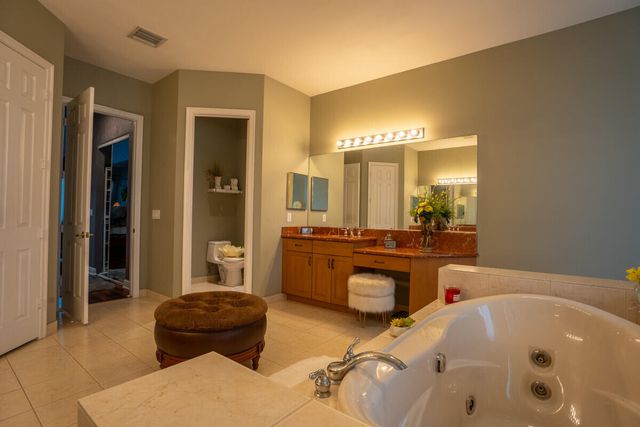 14831 SW 38th Street, Davie, FL 33331