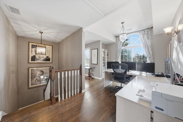 10050 W 127th Street, Palos Park, IL 60464