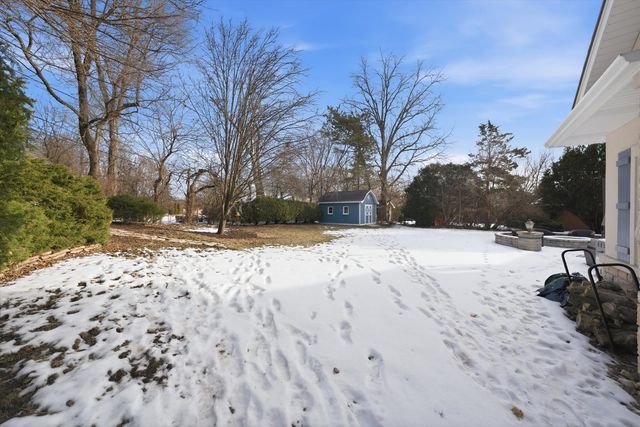 10050 W 127th Street, Palos Park, IL 60464