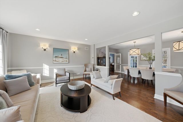 10050 W 127th Street, Palos Park, IL 60464