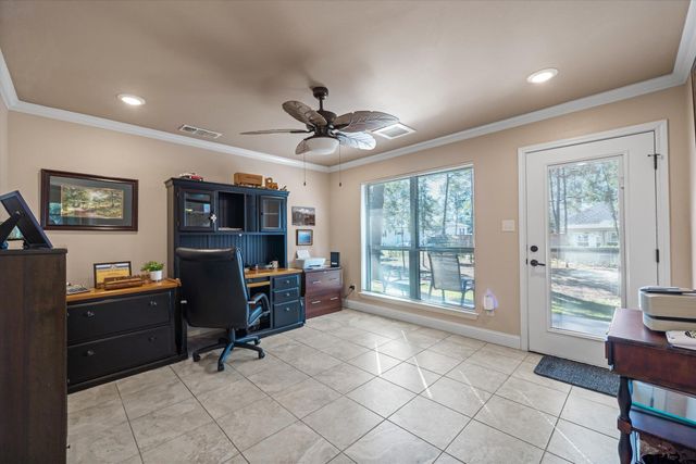 371 Meadow View Path, Holly Lake Ranch, TX 75765