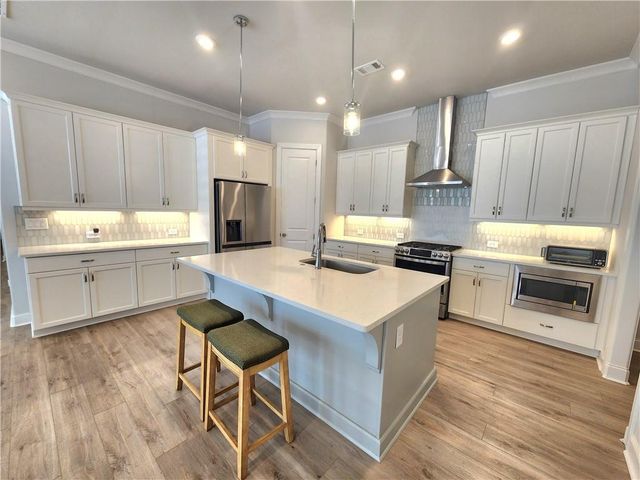 1003 Shurcliff Lane, Johns Creek, GA 30097