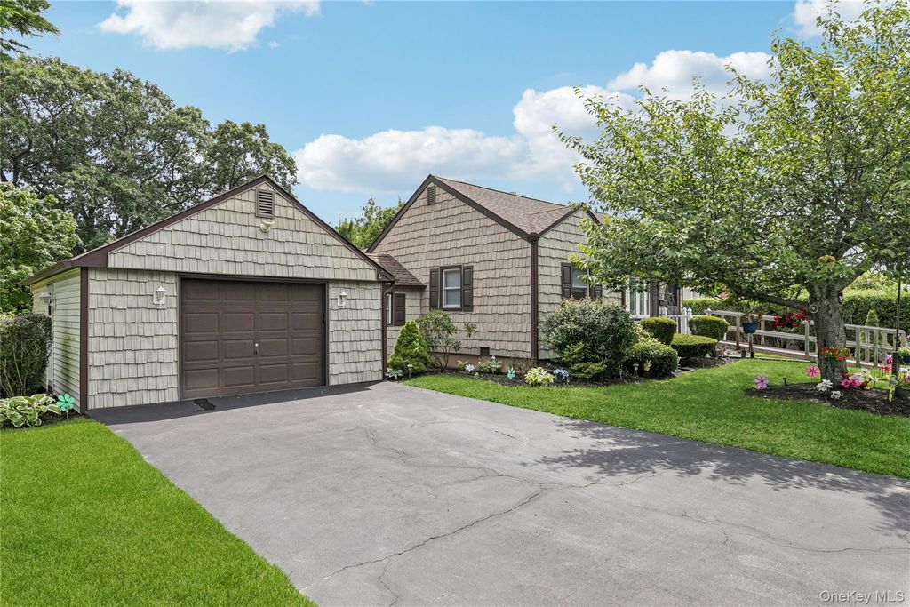 62 Sharp Street, Patchogue, NY 11772