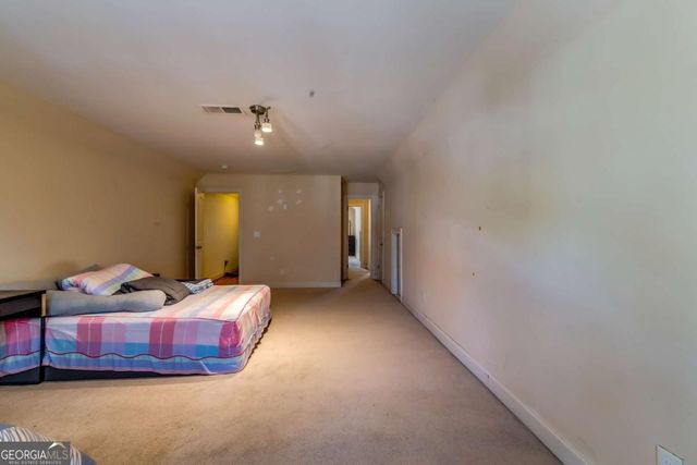 1340 Lyle Avenue, East Point, GA 30344