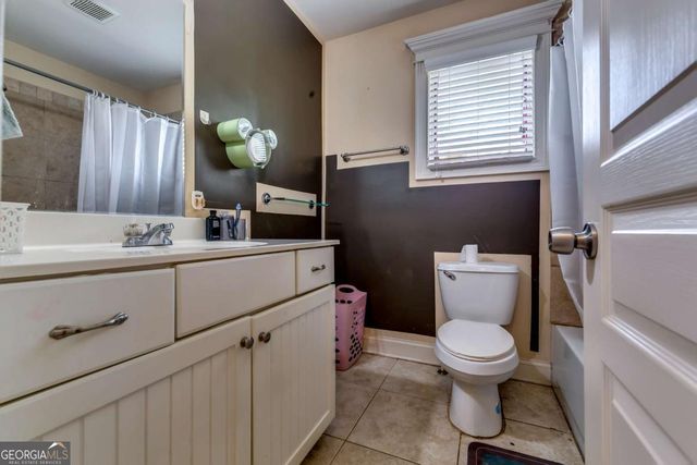 1340 Lyle Avenue, East Point, GA 30344