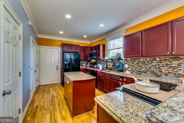 1340 Lyle Avenue, East Point, GA 30344