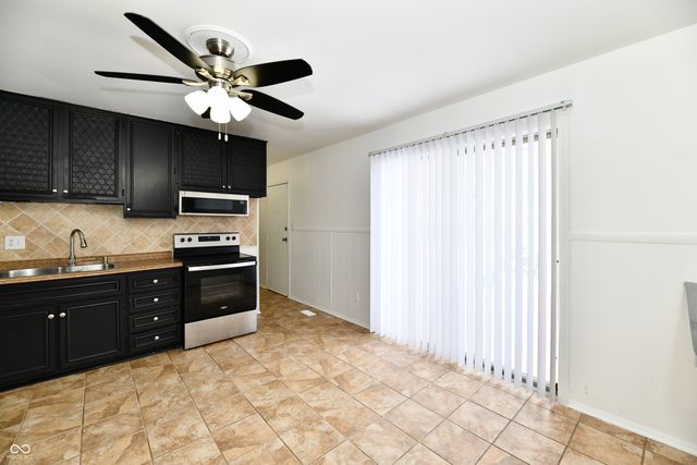 6012 Wixshire Drive, Indianapolis, IN 46254