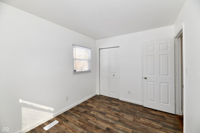 6012 Wixshire Drive, Indianapolis, IN 46254