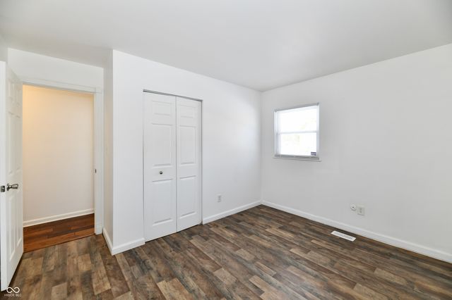 6012 Wixshire Drive, Indianapolis, IN 46254