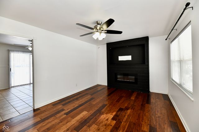 6012 Wixshire Drive, Indianapolis, IN 46254