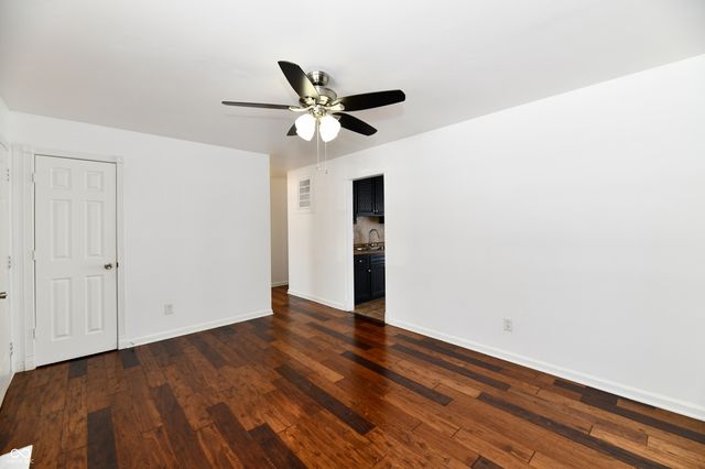 6012 Wixshire Drive, Indianapolis, IN 46254