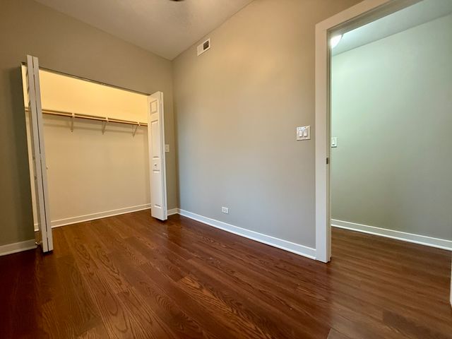 3402 S Lituanica Avenue 2R, Chicago, IL 60608