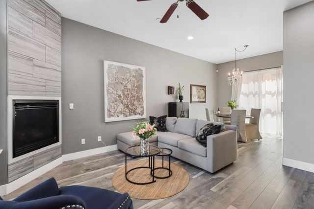 281 3rd St, West Sacramento, CA 95605