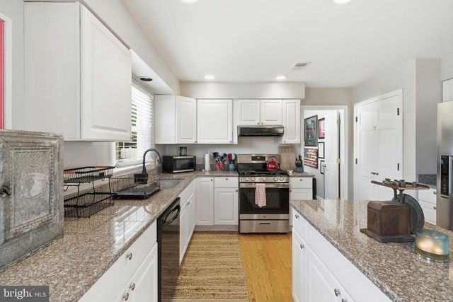 146 LOCUST STREET, Tuckerton, NJ 08087