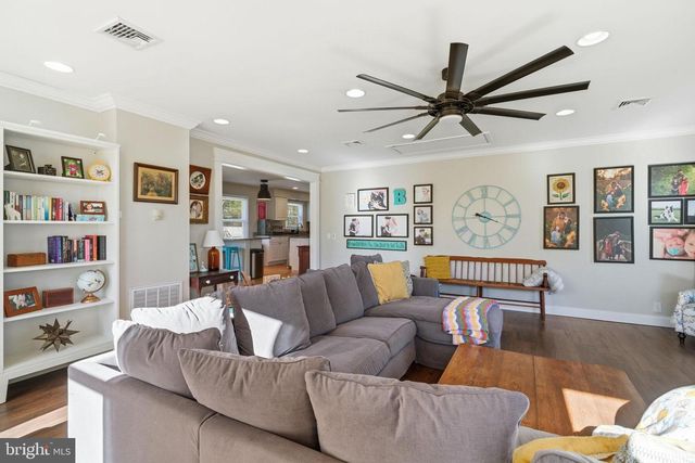 146 LOCUST STREET, Tuckerton, NJ 08087