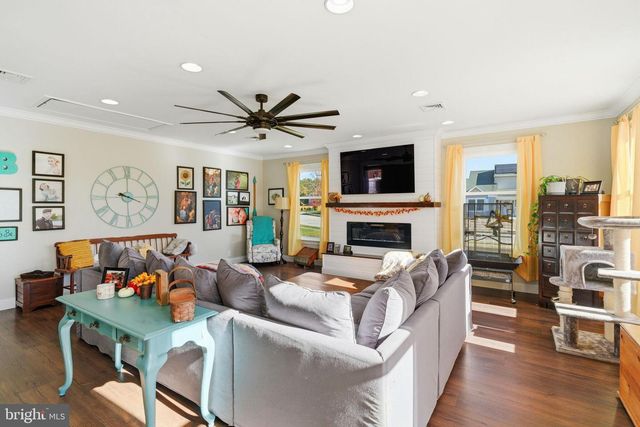 146 LOCUST STREET, Tuckerton, NJ 08087