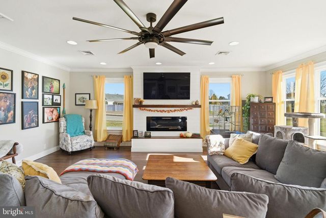 146 LOCUST STREET, Tuckerton, NJ 08087