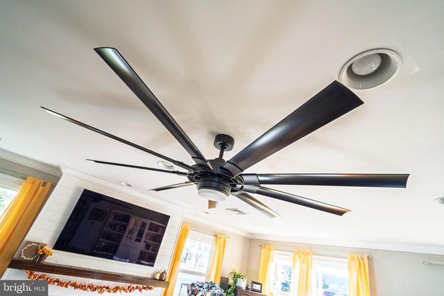 146 LOCUST STREET, Tuckerton, NJ 08087