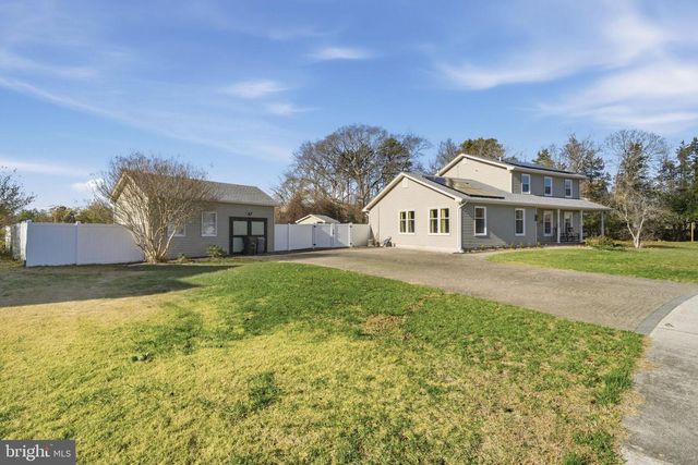 146 LOCUST STREET, Tuckerton, NJ 08087