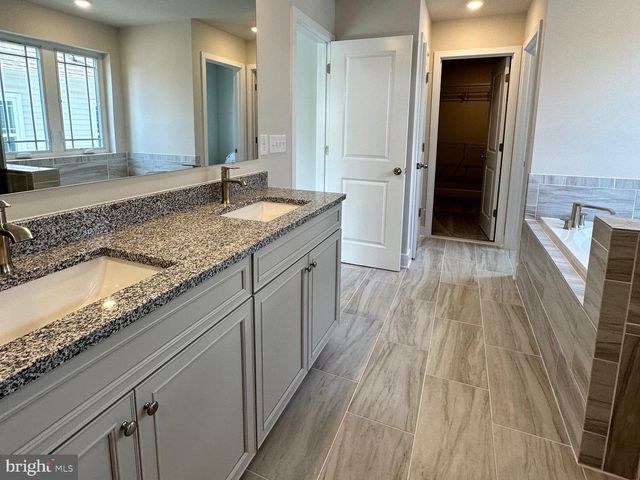 10529 COSMOS CT, La Plata, MD 20646