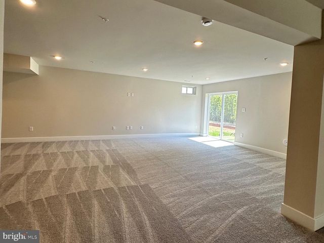 10529 COSMOS CT, La Plata, MD 20646